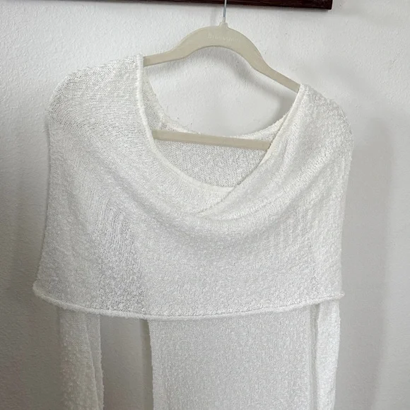 Ivory Off-Shoulder Knit Maxi Dress - Picture 3 of 3